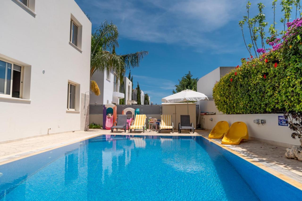 باراليمني Palm Villa Ekaterina 4 Bdrm المظهر الخارجي الصورة
