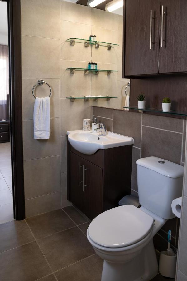 باراليمني Palm Villa Ekaterina 4 Bdrm المظهر الخارجي الصورة