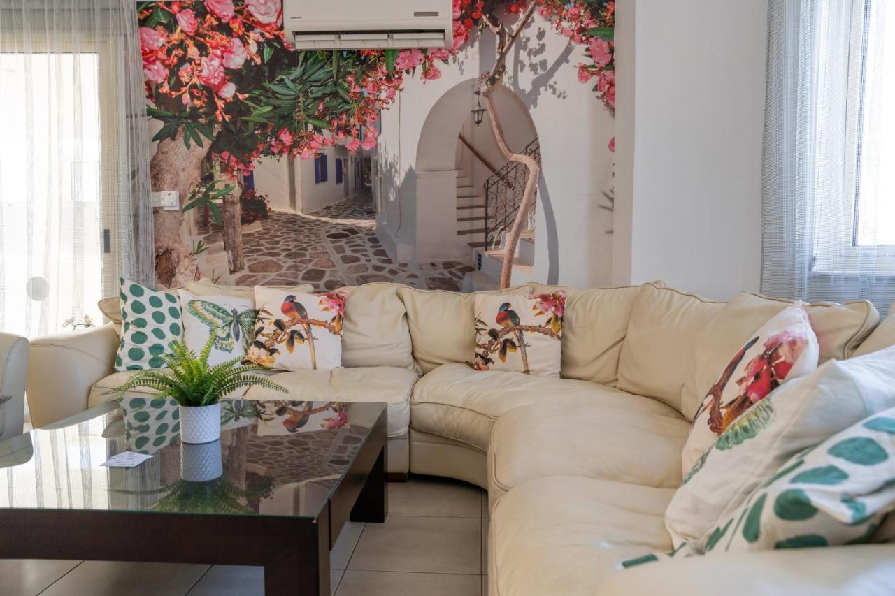 باراليمني Palm Villa Ekaterina 4 Bdrm المظهر الخارجي الصورة